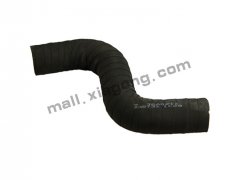 發(fā)動(dòng)機(jī)進(jìn)水管